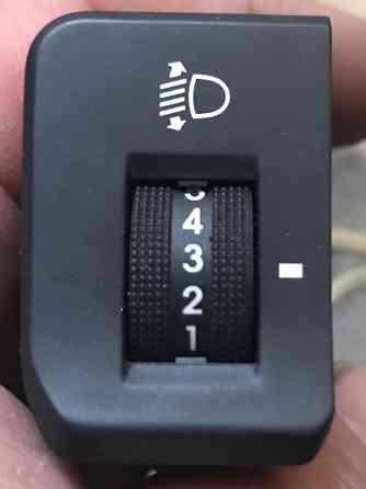 Бу кнопка корректора фар Kia Rio 3, 211000245, 751000080 Кропивницький