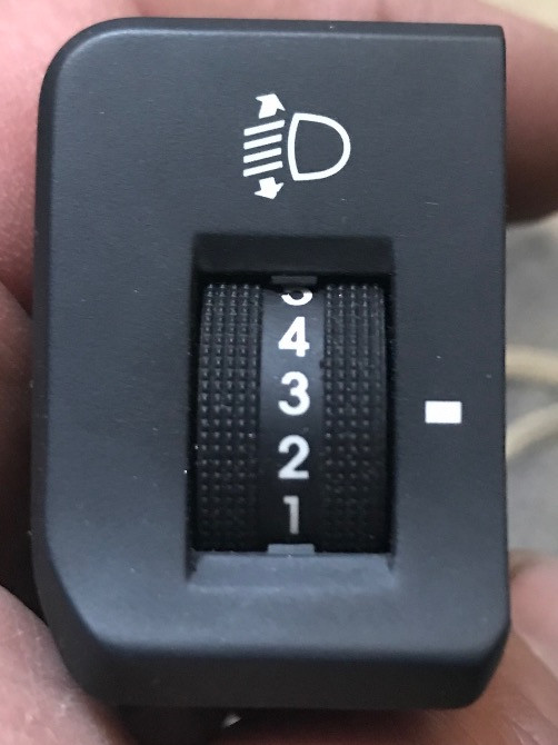 Бу кнопка корректора фар Kia Rio 3, 211000245, 751000080 Кропивницький - зображення 1