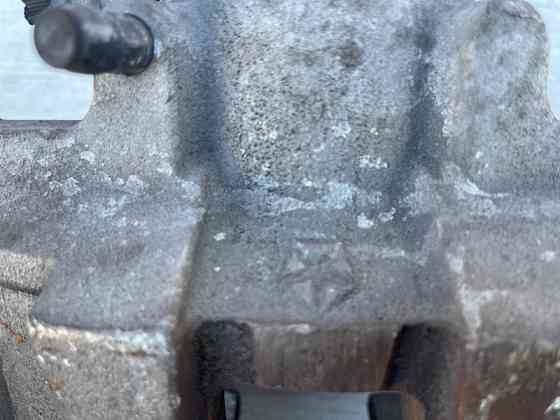 Суппорт передний правый Jeep Cherokee KL 2.4 БЕНЗИН ED6 2013 (б/у) Київ