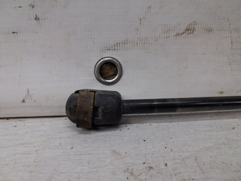 Амортизатор крышки багажника Kia Ceed ED 1.6 DIESEL D4FB 2006 (б/у) Киев - изображение 2