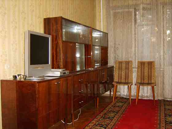 Продам 2-кімнатну квартиру біля метро Лук'янівська, вул. Герцена. Від власника. Київ