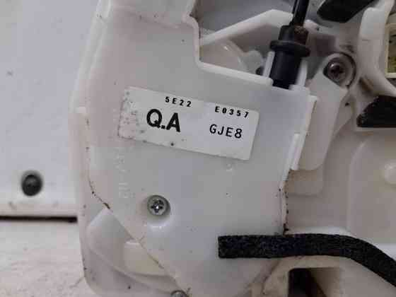 Замок двери передний правый Mazda 6 GJ 2.2 DIESEL 2012 (б/у) Киев
