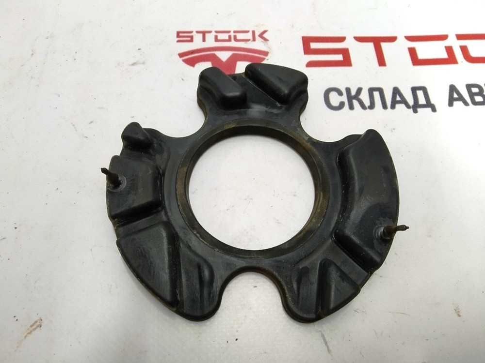 Накладка резиновая стакана опорного левого Tesla model 3 1044031-00-B Киев - изображение 2