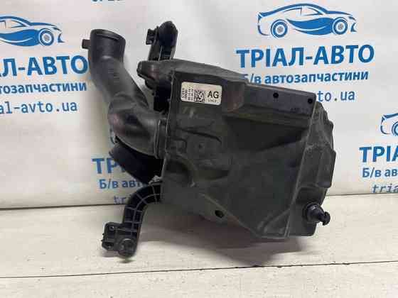 Корпус воздушного фильтра Ford Escape 3 2.0 БЕНЗИН ENR90 2012 (б/у) Київ