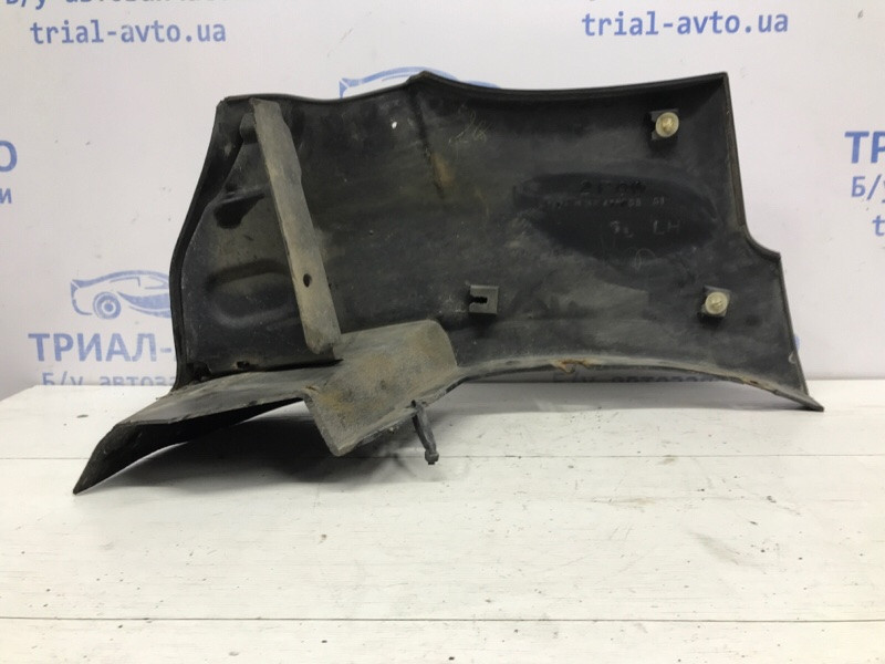 Брызговик задний левый Mitsubishi Pajero Wagon 3 3.2 ДИЗЕЛЬ 4M41 1999 (б/у) Киев - изображение 3