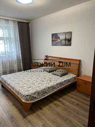 Оренда 3-кімнатна студія просп. Оболонський 22В метро Мінська Код: 11109828 Киев