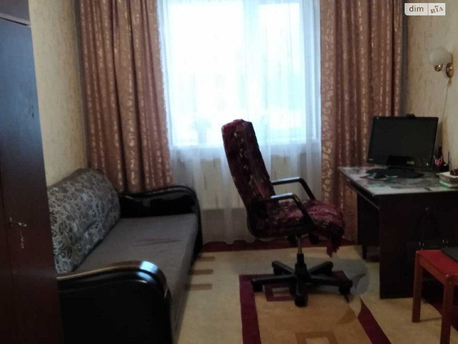 Продається будинок з 1 гектаром землі в с. Тавежня Харківської області Харків - зображення 3