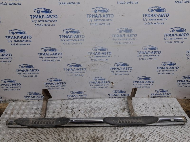 Подножка Kia Sorento BL 2.5 DIESEL D4CB 2002 прав. (б/у) Киев - изображение 1