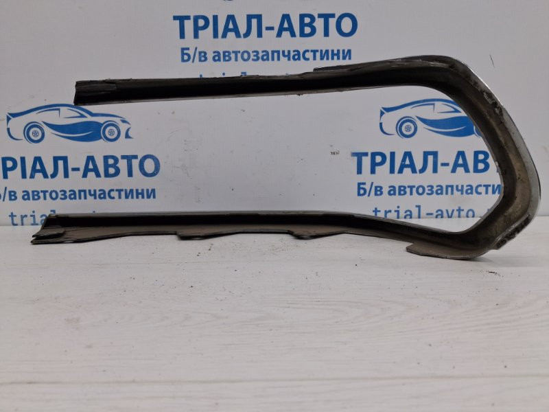 Накладка Mitsubishi Pajero Sport K9 3.0 БЕНЗИН 6G72 1996 прав. (б/у) Київ - зображення 3