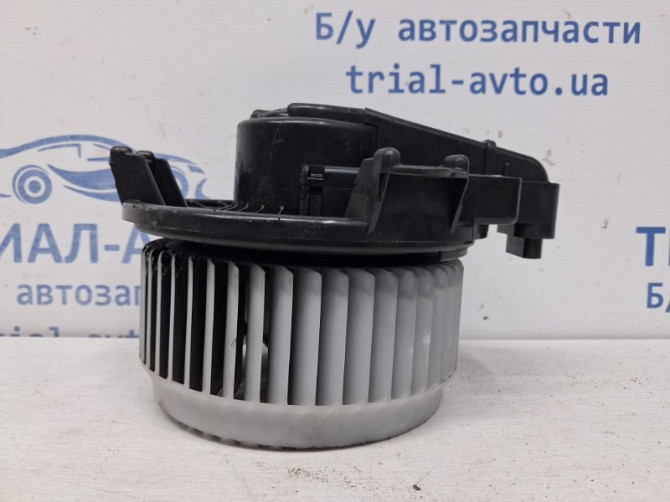 Моторчик печки Toyota RAV 4 A40 2.2 DIESEL 2ADFTV 2012 (б/у) Київ - зображення 1