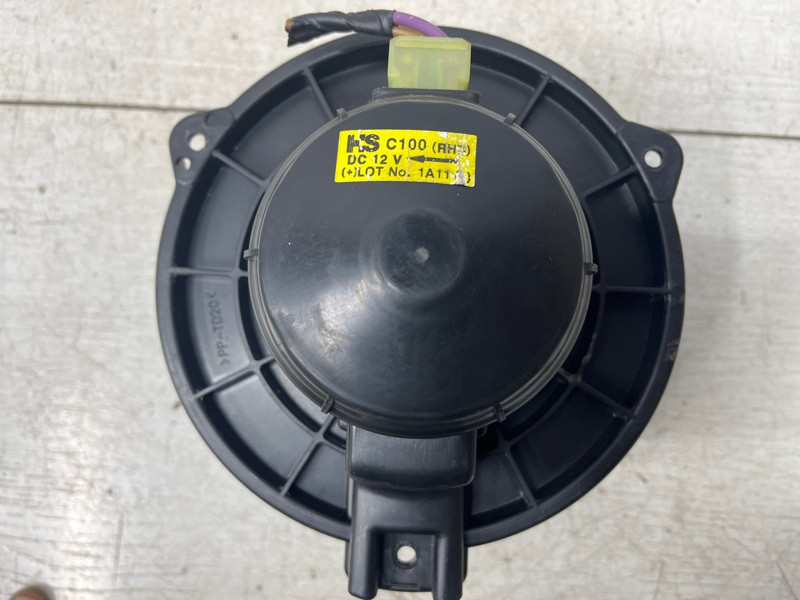 Моторчик печки Chevrolet Captiva C140 2.2 DIESEL Z22D1 2006 (б/у) Киев - изображение 2