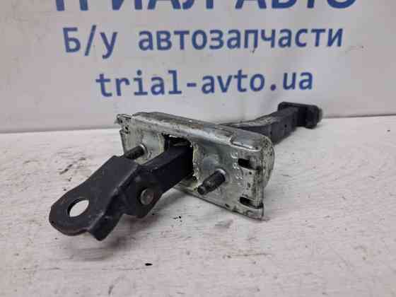 Ограничитель двери задний левый Jeep Cherokee 2013-2019 68103032AA (Арт. 78080) Київ