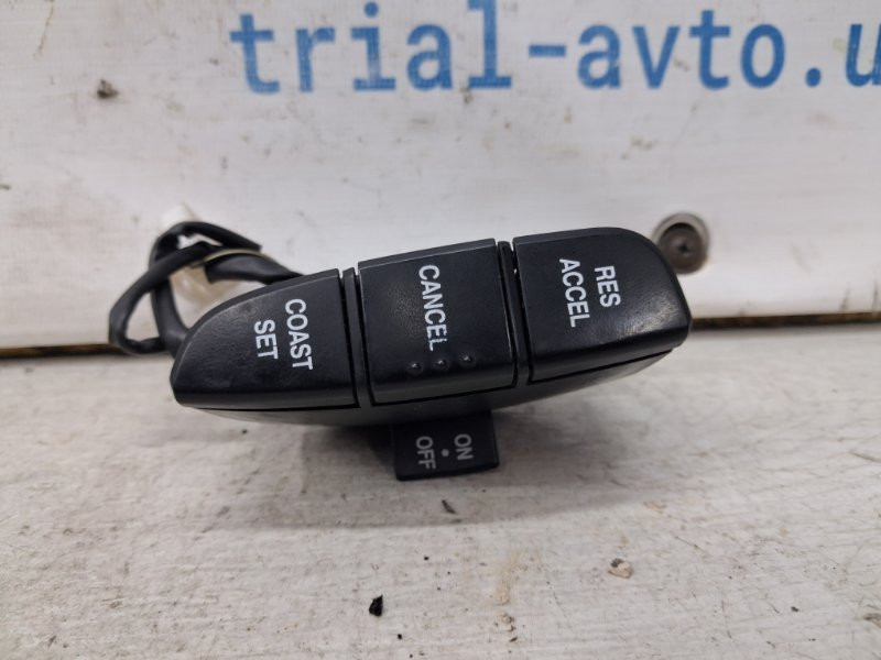 Кнопки руля Kia Sorento BL 2.5 DIESEL D4CB 2002 (б/у) Київ - зображення 1