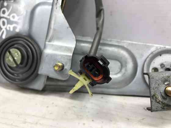 Стеклоподъемник задний правый Kia Sorento BL 2.5 DIESEL D4CB 2002 (б/у) Київ