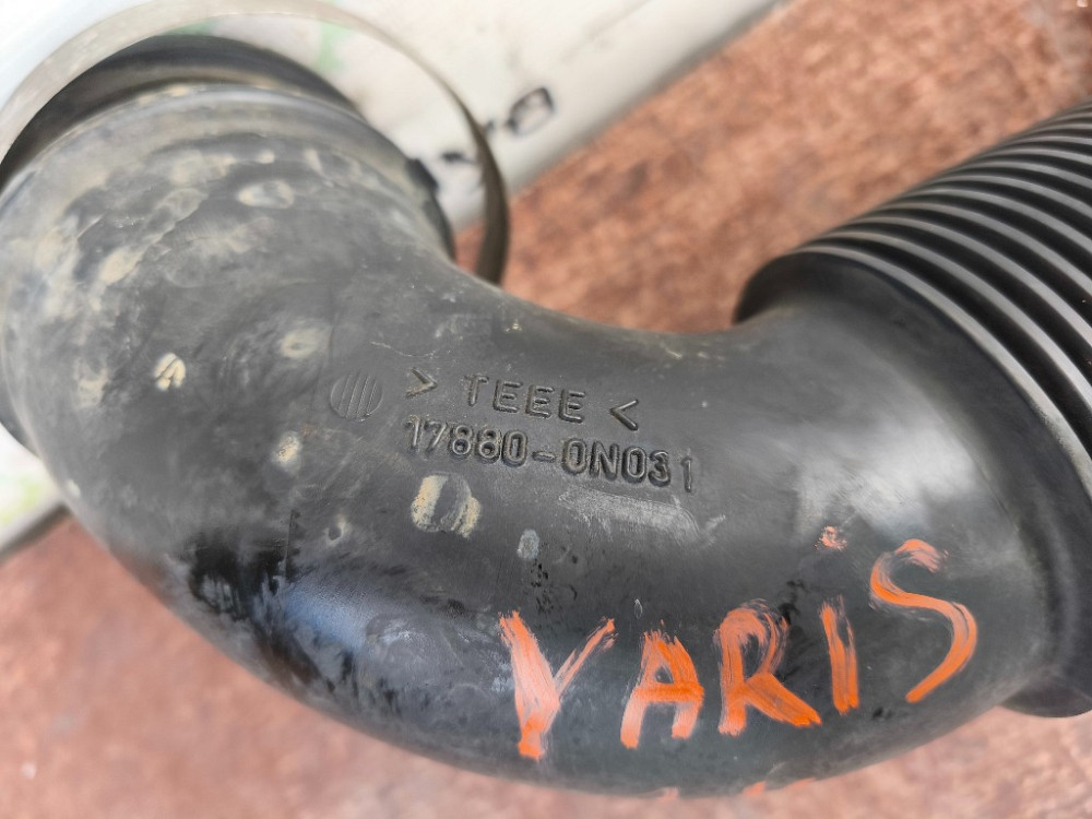 Патрубок воздушного фильтра Toyota Yaris 1.4 D4D 2005-2011 (17880-0N031) Ковель - изображение 2