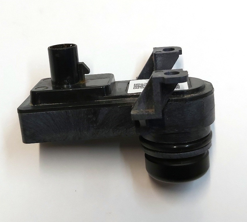 Камера кнопки открытия крышки багажника Tesla model 1095949-00-D Київ - зображення 4