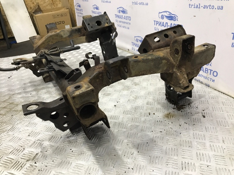 Балка передней подвески Mitsubishi Pajero Wagon 3 3.2 ДИЗЕЛЬ 4M41 1999 (б/у) Київ - зображення 3