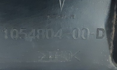 2Обтекатель колеса переднего правого (брызговик) с повреждением Tesla model X 1054804-00-D Киев - изображение 4