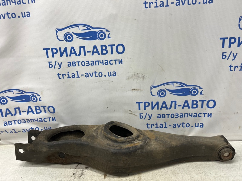 Рычаг задней подвески нижний поперечный (под пружину) Mitsubishi Pajero Wagon 3 3.2 ДИЗЕЛЬ (б/у) Киев - изображение 2