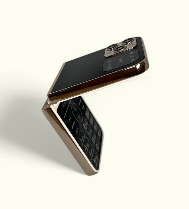 Кнопочный мобильный телефон раскладушка 16 на 4 сим карты (код 00090) Київ - зображення 12