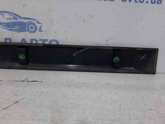 Накладка двери Mitsubishi Pajero Sport K9 2.5 DIESEL 4D56 1996 задн. лев. (б/у) Київ