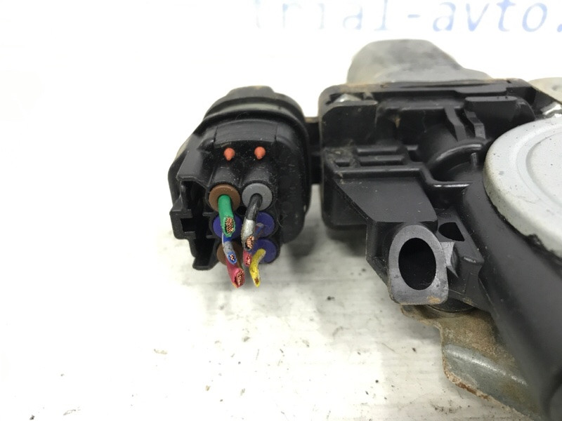 Стеклоподъемник задний левый Mitsubishi L200 KB 2.5 ДИЗЕЛЬ 4D56U 2006 (б/у) Київ - зображення 3