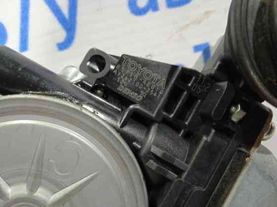 Стеклоподъемник задний левый Toyota Corolla E140 2006 (б/у) Киев