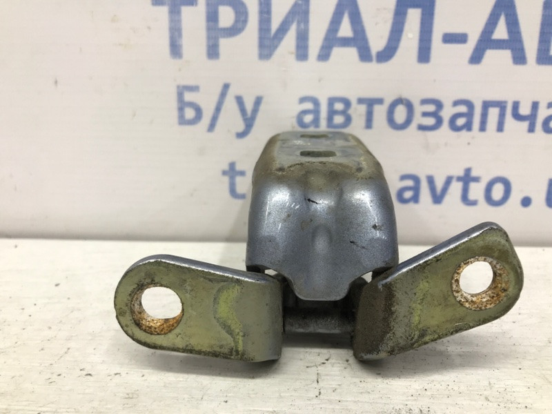 Петля двери передней левой Chevrolet Cruze J300 1.8 2009 (б/у) Київ - зображення 1