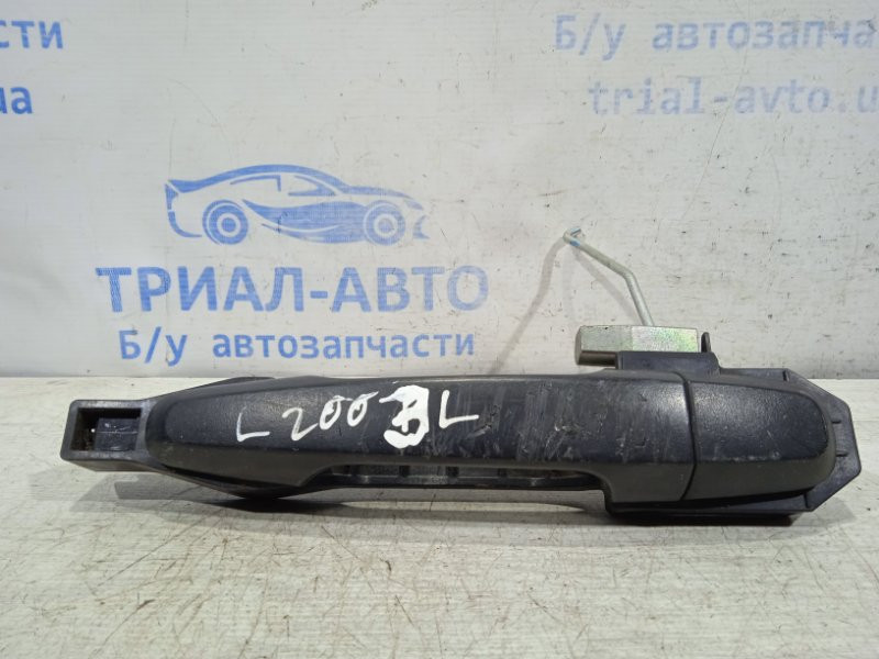 Ручка двери внешняя задняя левая Mitsubishi L200 KB 2.5 ДИЗЕЛЬ 4D56U 2006 (б/у) Киев - изображение 1