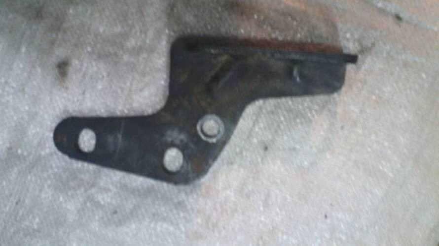 Кронштейн 93bb-3c511-be Форд Мондео 1.8 Zetec 7089570 оригинал Винница - изображение 1