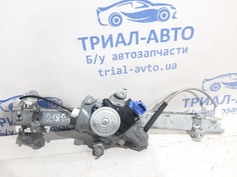 Стеклоподъемник передний правый Nissan Juke F15 1.6 БЕНЗИН 2010 (б/у) Киев - изображение 1
