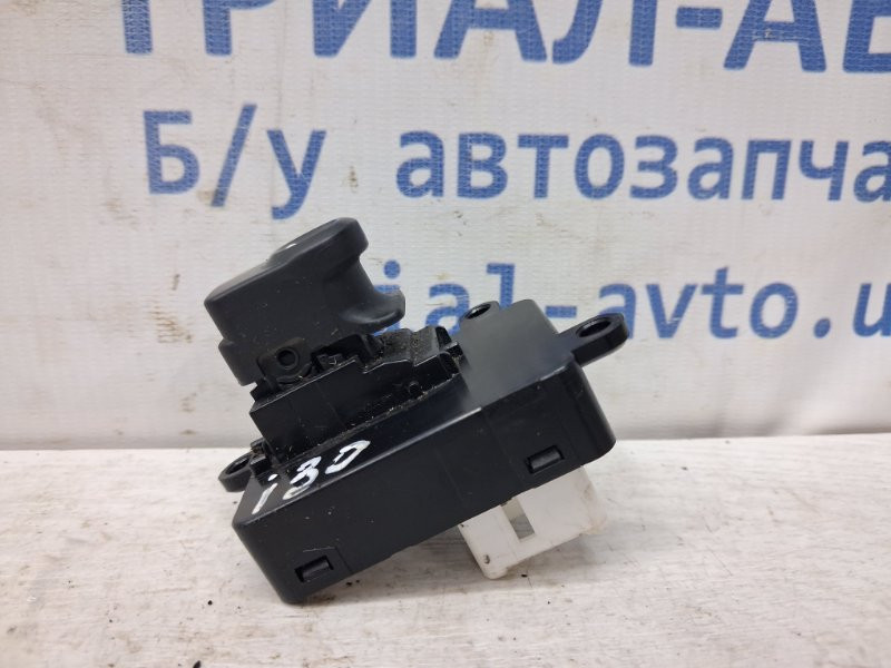 Кнопка стеклоподъемника Hyundai I30 FD 1.6 БЕНЗИН G4FC 2007 (б/у) Київ - зображення 4