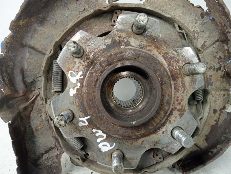 Цапфа задняя правая со ступицей Mitsubishi Pajero Wagon 4 3.2 ДИЗЕЛЬ 4M41 2006 (б/у) Киев - изображение 2