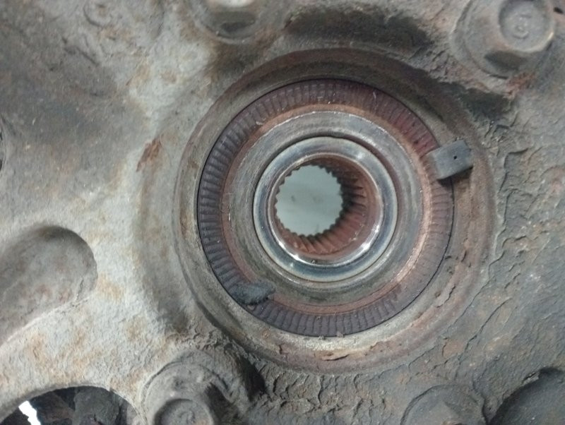 Цапфа задняя левая со ступицей Suzuki Grand Vitara JT 2.4 БЕНЗИН J24B 2005 (б/у) Київ - зображення 6