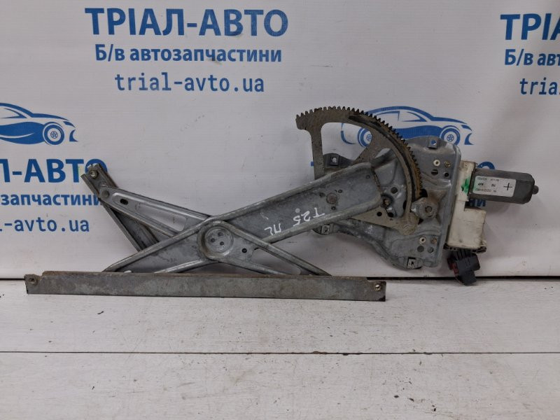 Стеклоподъемник передний левый Toyota Avensis T25 2.2 DIESEL 2ADFTV 2002 (б/у) Київ - зображення 2