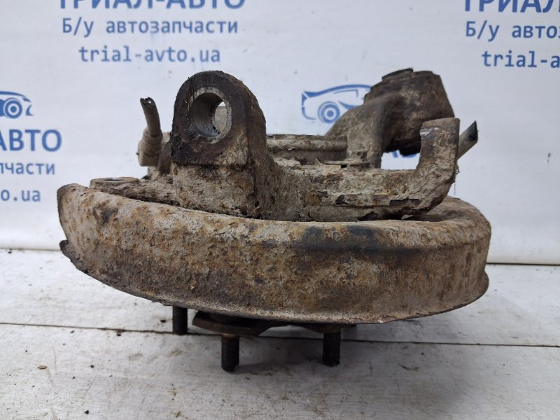 Цапфа задняя правая Mitsubishi Pajero Wagon 3 3.2 ДИЗЕЛЬ 4M41 1999 (б/у) Киев - изображение 3