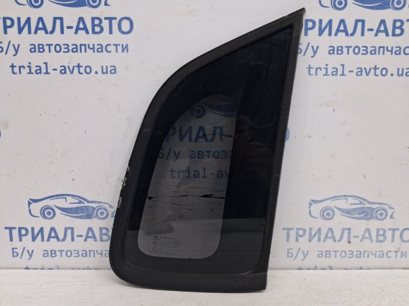 Стекло в кузов заднее правое Hyundai Tucson JM 2.0 DIESEL D4EA 2004 (б/у) Київ - зображення 1