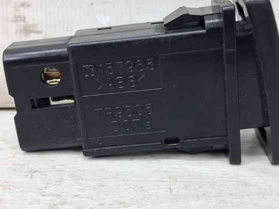 Кнопка аварийки Toyota Avensis T25 1.8 БЕНЗИН 1ZZFE 2002 (б/у) Киев