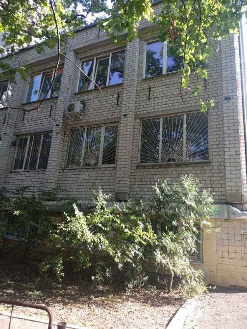 Продаж офіс фасадний вхід метро Київ - зображення 3