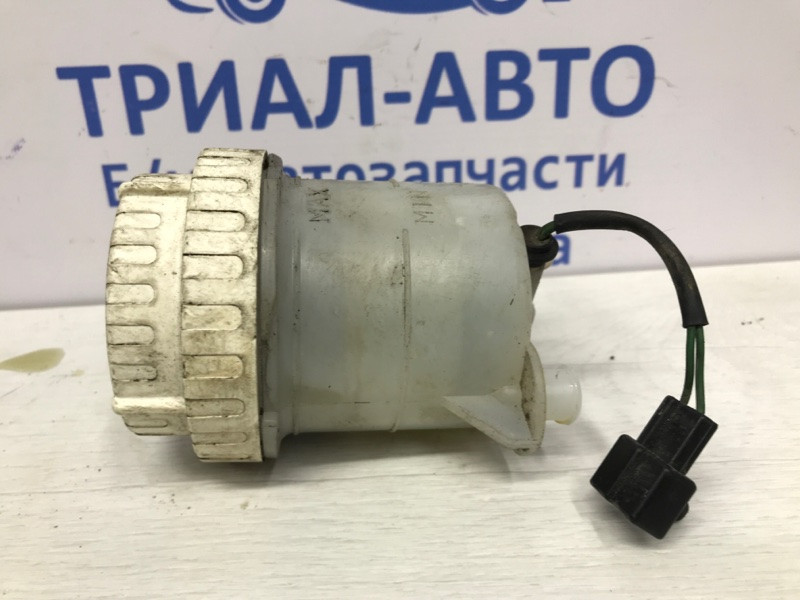 Бачок главного тормозного цилиндра Mitsubishi Pajero Sport K9 2.5 DIESEL 4D56 1996 (б/у) Київ - зображення 4