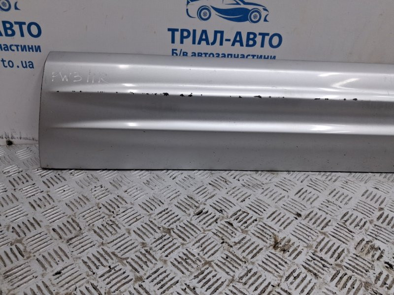 Накладка двери Mitsubishi Pajero Wagon 3 3.2 ДИЗЕЛЬ 4M41 1999 перед. прав. (б/у) Киев - изображение 2