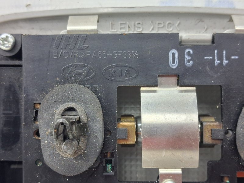 Плафон багажника Hyundai Tucson JM 2.0 DIESEL D4EA 2004 (б/у) Киев - изображение 3