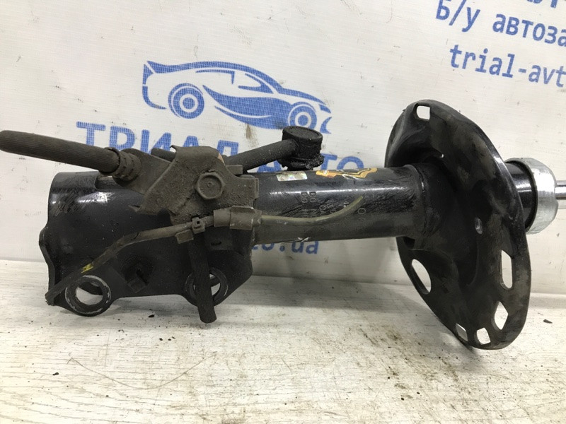Амортизатор передний правый Toyota Avensis T27 2.0 DIESEL 2009 (б/у) Київ - зображення 2