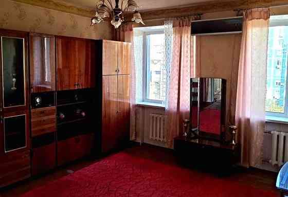 Продам. 2-к.кв. 5/5, просп. Олександра Поля, 8 Дніпро