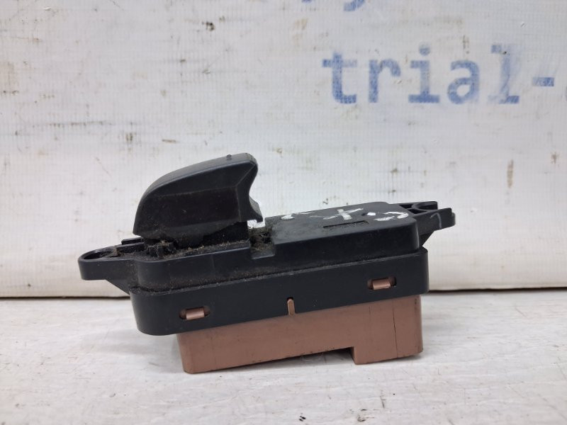 Кнопка стеклоподъемника Mazda CX 7 ER 2.3 БЕНЗИН 	L3VDT 2006 (б/у) Киев - изображение 1