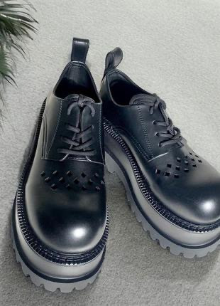 Сапоги - туфли, весна - лето, кожаные, с перфорацией, 25,5 см. Київ - зображення 5