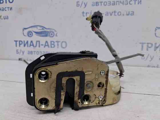 Замок двери передний правый Kia Sorento 2002-2011 813203E010 (Арт. 62735) Киев
