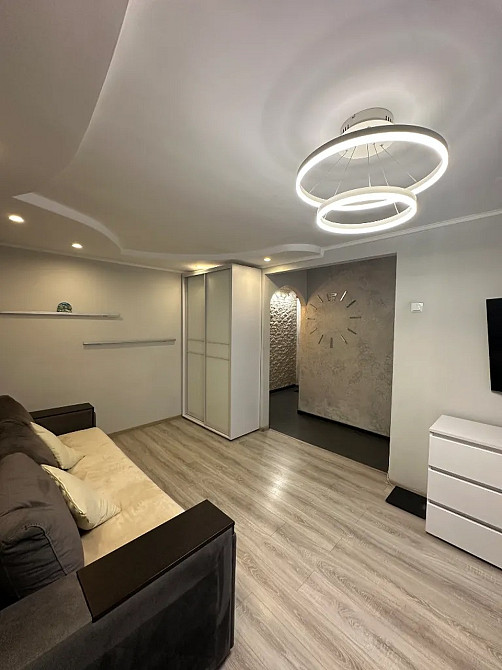 Продам 2-к квартиру с ремонтом на Калнышевского (Косиора) Дніпро - зображення 1