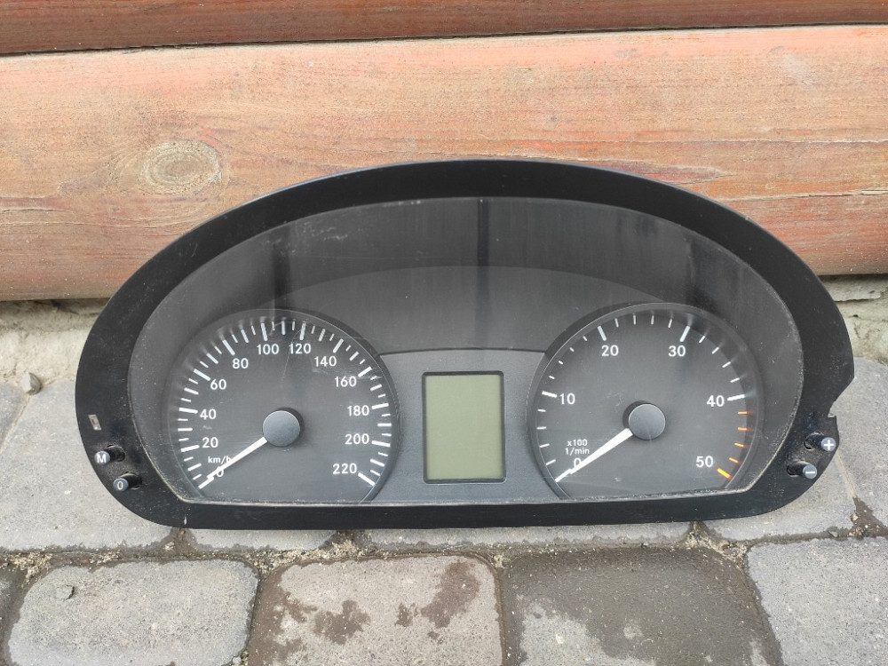 Щиток приборов (спидометр) Mercedes Vito w639 2.2 cdi 2003-2009 (A6394464321) Ковель - изображение 1