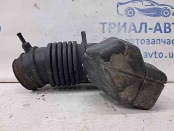 Патрубок воздушного фильтра Mitsubishi Pajero Sport 1996-2008 MR266308 (Арт. 65128) Київ